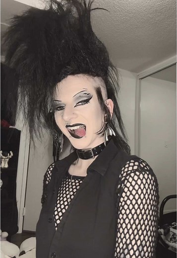 Transforming My Look with a Deathhawk Style