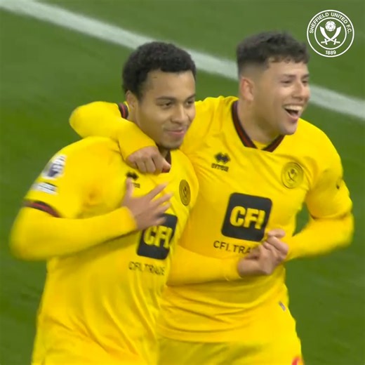 Cameron Archer nets on his return to Villa Park! 🏹 The build up to Cameron Archer's goal and the coming together between Jack Robinson and Jhon Durán that was looked at by VAR. | Sheffield United