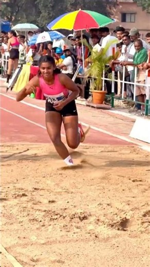 😅Coach said ‘stay balanced I said said ‘I’ll try after landing#TripleJump #viralshort #AthleteVibes