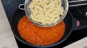 Skeni ide qka me pergadit per Drekë apo Darkë! Ja nje ide Makarona me domate qershi 🥰 | Shqip-Al