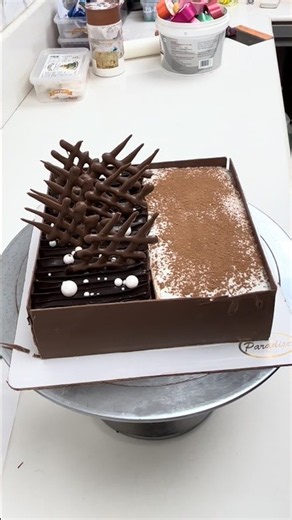 Mostly chocolate square shape cake decorating ideas #trufflecake #sqourecake #birthdaycake #video