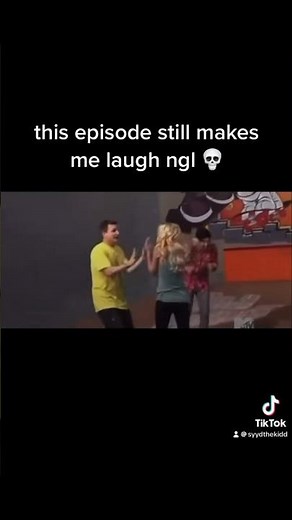 Rob Dyrdek hits Chanel West Coast in the head twice 😂 #funny