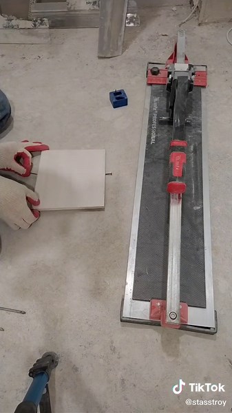 How to Use a Tile Cutter for Perfect Cuts