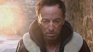 Clip de "Hunter of Invisible Game" : Bruce Springsteen part pour mieux revenir
