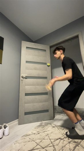 Master 4-2 Tap Juggle with Kendama Techniques