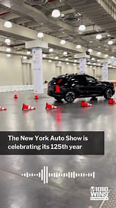 🚗 The 125th annual New York International Auto Show kicked off Friday at the Jacob Javits Center, featuring four new electric vehicle test tracks, a campsite featuring camper vans and a "Through the Ages" display that recounts automotive history. The show runs through April 27. (New York International Auto Show) 🔊 Marla Diamond reports: https://bit.ly/3RUVsLF | 1010 WINS