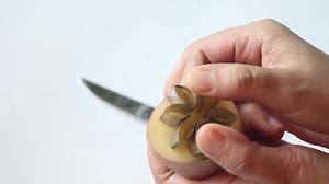 *Creative Potato Art* Never underestimate the power of a potato - a wise kid once said! Tell us how creative your child can be with a potato. Share their creative artistic skills with us and we will feature them on our page! Here's what to do: 1. Let your child find creative ways to use a potato to make a piece of art. It may be redesigning an old tee creating a pattern using a potato or making a wall-art hanging for your room. We will leave it all to your imagination. 2. Take a picture of your 