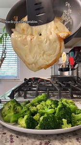 The only way to eat broccoli 🥦 #healthy #deliciousfood #funny | Noah Klein 614Lyfe