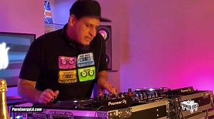 11K views · 653 reactions | Yo Yo - here’s another part of my set - The Pure Energy USB stick has my entire mix and bunch of my Power 106 Weekend Kick Off Mixes and the Livestream video PureEnergyLA.com  I want Thanks everyone who was a part of the Pure Energy Livestream朗 Von Kiss * Big Syphe * Christo * Alina Vission * Powertools * Skam Artist * Map Pointz * House Party In Da 90’s * Frank Cortez | Richard Vission | Facebook