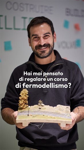 HZERO Museum - Firenze on Instagram: "𝗛𝗮𝗶 𝗺𝗮𝗶 𝗽𝗲𝗻𝘀𝗮𝘁𝗼 𝗱𝗶 𝗿𝗲𝗴𝗮𝗹𝗮𝗿𝗲 𝘂𝗻 𝗰𝗼𝗿𝘀𝗼 𝗱𝗶 𝗺𝗼𝗱𝗲𝗹𝗹𝗶𝘀𝗺𝗼 𝗳𝗲𝗿𝗿𝗼𝘃𝗶𝗮&#x