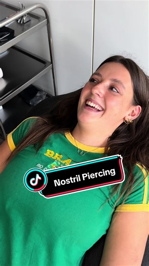 Nostril/Nasen Piercing Process | Stuttgart & Karlsruhe | Piercing Video