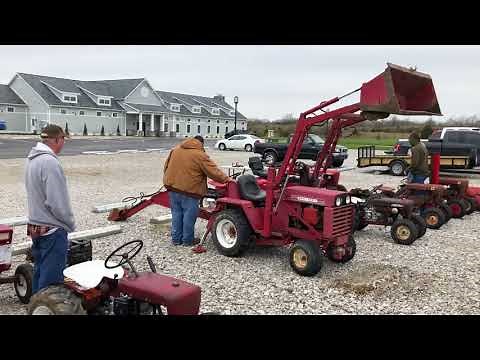 Wheel Horse D-Series with Loader and Backhoe