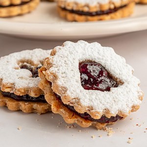 Raspberry Linzer Cookies: Buttery Almond Shortbread With Seedless Raspberry Jam Filling - Etsy
