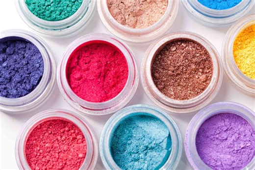 Everything You Should Know About Dip Nails (and Is It Bad for You?)