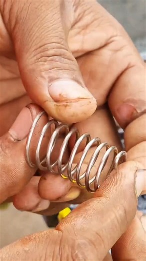 manual spring making diy. #diy #tools