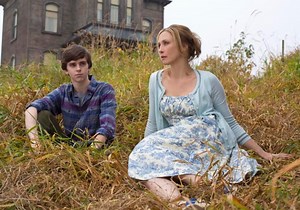 Watch: First 6 Minutes Of ‘Psycho’ Prequel Series ‘Bates Motel’