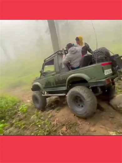 Gaadi Ko Kah Pe Chadha Diya😲//Sourav Joshi Vlogs// #souravjoshivlogs #souravjoshifunny