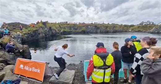 A Bucolic Stone-Skimming Contest in Scotland Is Infiltrated by Cheaters