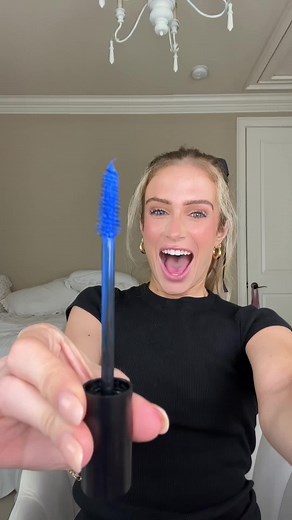 Trying Blue YSL Mascara for a Natural and Fun Look