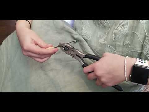 Easy: How to fix a stuck piano key on a spinet piano