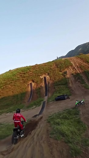 This is crazy #dirtbike #edit #viral #trending #fyp #foryoupage #bike