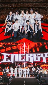 五月天 Mayday on Instagram: "駱 這是個party night 讓身體跟著新加坡音場動起來 現在是星期六晚上 謝謝好朋友Energy第六度擔任嘉賓 陪我們一起任性狂歡 唱跳全球夯歌［星期五晚上］ 謝謝熱情洋溢的新加坡 謝謝BOOM！怪物星人 新加坡 5525｜Day 1 / 2 回到那一天｜#65"