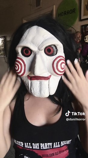 masks are always big on me for what 😭 #horrorcommunity #horrorcollection #horrorcollector #horrortok #horrormovies #horror #maskcollection #maskcollector #terrifier #ghostface #billythepuppet #arttheclown