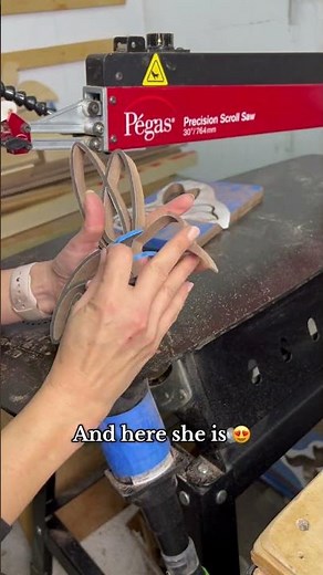 A MUST WATCH - Making a Walnut Hummingbird using my #pegas scroll saw