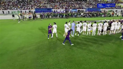 #ClásicoDeLeyendas ⭐ | ¡En minutos arranca este partido sin precedentes! 😎 🔝 EN VIVO por Tigo Sports en TV, APP y sitio WEB. | Tigo Sports El Salvador