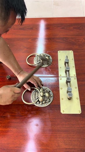 This Traditional Wooden Gate Has Been Turning Heads for Generations #woodworking #youtubeshorts