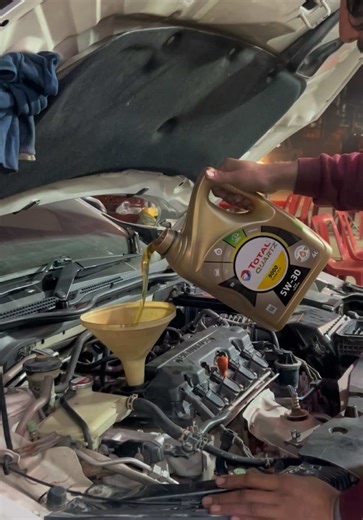 Total 5W-30 Engine Oil for Honda Civic X