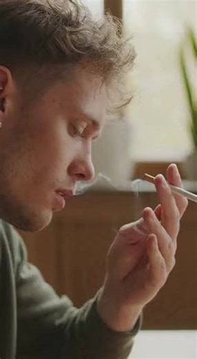 After a tooth extraction, the most important part of healing is protecting the blood clot. Smoking can put that at risk. Here’s what smoking can do after an extraction: ❌ Dislodge the blood clot ❌ Slow down healing ❌ Increase the risk of dry socket ❌ Raise the chance of infection and prolonged pain For most patients, it’s recommended to avoid smoking for at least 72 hours—and sometimes longer, depending on your situation. Giving your mouth time to heal properly can make recovery faster, less pai