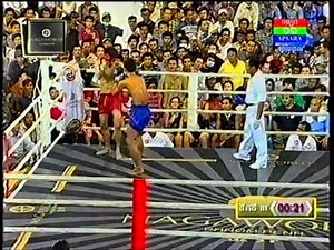 Muay Lao Champ vs Kun Khmer (Yen Dina) 57kg - 3.30.2013