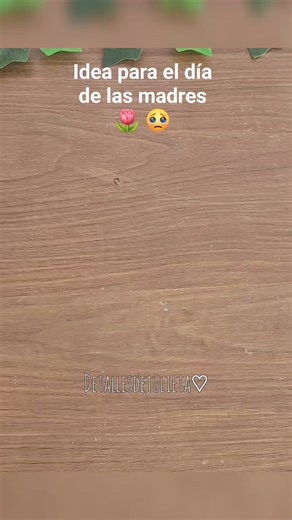 1.3M views · 53K reactions | Tarjeta giratoria  Tutorial en YouTub, detalles de Julieta  #ideasderegalos #regalosparaeldiadelamadre #tarjetagiratoria #tarjetaspararegalar #motherdaygiftideas #regalosparamama #ideasparamama #diadelamadre2024 #diadelasmadres #manualidadesparamamá #manualidadesparaeldiadelasmadres #cutegifts #diygiftideas | Detalles de Julieta | Facebook