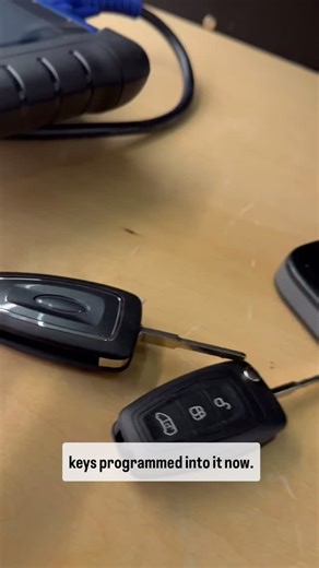 24/7 Car Key Replacement & Lockout on Instagram: "🔑🚐 Ford Transit Drop Side — Key Snapped, Security Sorted! After the customer snapped his original key, security was compromised 😬 We stepped in and added 2 brand-new keys to this Ford Transit drop side and removed all old/damaged keys from the system for complete peace of mind 🔒 🚫 No dealer delays 🚐 Fully mobile service ✅ Proper programming = proper security If a key snaps, is lost, or goes missing, it’s vital to delete it from the vehicle 