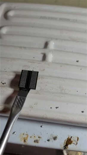 Reballing vram gdrr6 rtx 2070. #reballing #rtx #repairing