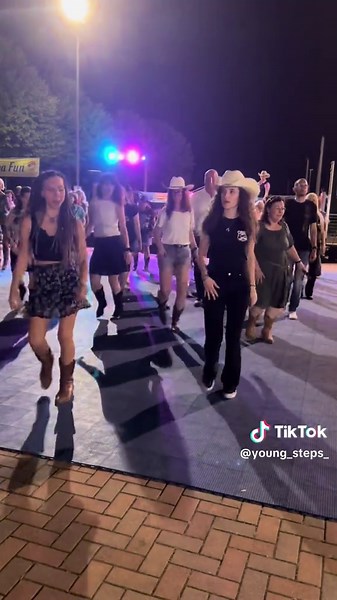 Build a fire⚡️ Line Dance Choreography 🤠 choreographed by Stefano Civa😎 Danced at Costozza, Vicenza 🔥 #country #countrylinedancer #countrylinedancers #countrygirl #countrygirls #countryvicenza #cowboystyle #countrylife #countrystyle #countrymusic #countrymusiclover #countrylifestyle #countrydancer #countrydancing #countrydance #twostep #twostepping #twosteppin #twostepdance #dancehall #dancelife #dancevideo #ballroom#cowgirl #cowgirls #cowgirlstyle #cowboy #coupledance #partnerdance #linedanc