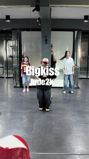 Hiphop Basic By Kru.Jame Every Saturday 13:00 - 14:30 #DlabTeam #StudioDLAB #DanceLAB #dabteam #DreamLAB #DLAB #สตูดิโอสอนเต้น #ห้องเช่าซ้อมเต้น #พัทยา #สอนเต้นพัทยา #kiddance #tiktok #hiphop #basichiphop #streetdance #streetjazz #cover #kpop #tpop #danceclass #rentalroom | Studio D-LAB สตูดิโอสอนเต้น ห้องเช่าซ้อมเต้น พัทยา