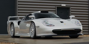 The Porsche 911 GT1 Is Surprisingly Easy to Drive