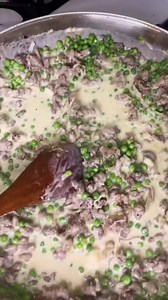 🇮🇹 Make this delicious pasta with Gorgonzola Cream, Peas and Sausage today! 🇮🇹 RECIPE HERE➡️ https://www.cookingwithnonna.com/italian-cuisine/pasta-with-gorgonzola-cream-peas-sausage.html | Cooking with Nonna