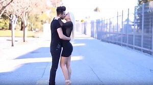 Kissing Prank Extreme - Taxi Edition | VN-Romantic