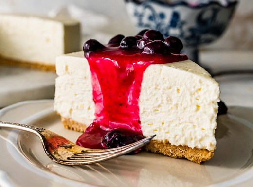 Fluffy, creamy Italian cheesecake, no baking required! Here’s the recipe…