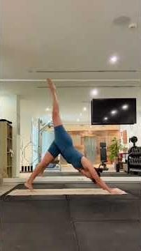 Fit Vinyasa de vacaciones | Una práctica fluida para activar todo el cuerpo cuando viajas