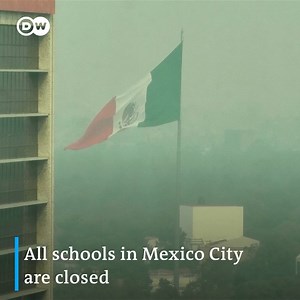 Schools in Mexico City were closed for the second day in a row due to a heavy cloud of smog blanketing the city. | DW News