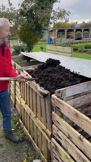 94K views · 731 reactions | I’m making compost in three different...