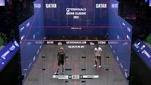 What a finish by Fares Dessouky فارس دسوقي 💥 & a few words exchanged between him and Joel Makin as Dessouky tries to fight back 👀 | PSA Squash Tour