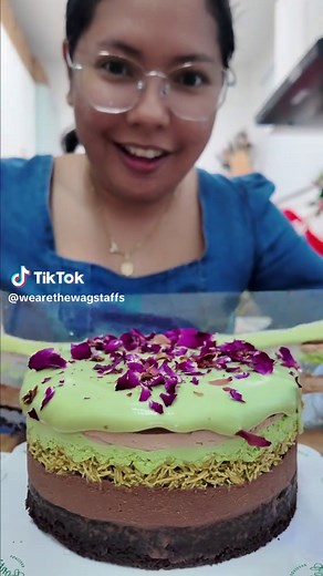 Contis Cake Experience: A Luxurious Delight