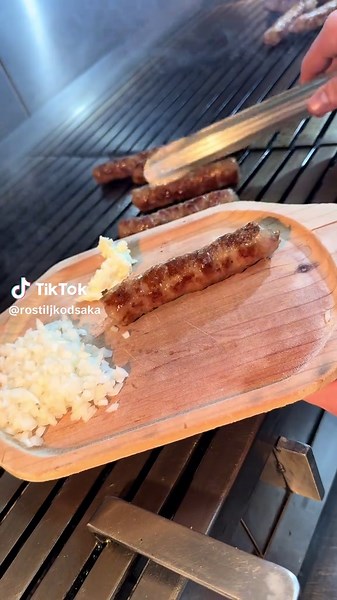 Delicious Cevapi: A Taste of the Balkans
