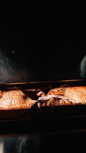 Fresh off the grill and straight to your platter - that’s how we do it, Mr. Crab style 🦀🔥 #seafood #seafoodplatter #grilledseafood #grilledplatter #seafoodlover #seafoodboil #dubai #uae #dubairestaurant #seafoodrestaurant #viral #mrcrab | Mr.Crab-uae