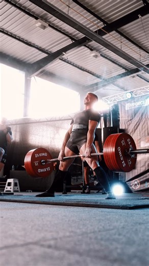 𝘦𝘯𝘻𝘰𝘰 on Instagram: "RECAP IMPÉRIUM. 722.5kg 🥇 -83ju & 🥇 Indice 101.71 Qualifications 🇫🇷 ju & open , Minima +2.5kg 🇪🇺 ! SQUAT : 240 ⚪️⚪️⚪️ 250 ⚪️⚪️⚪️ 260 🔴🔴🔴 ( réussi pour le peuple 🙂‍↕️) BENCH : 140 ⚪️⚪️⚪️ 147.5 ⚪️⚪️⚪️ 155🔴🔴🔴 DEADLIFT : 285 ⚪️⚪️⚪️ 305 ⚪️⚪️⚪️ 325 ⚪️⚪️⚪️ Une préparation qui a été excellente comme la pire.. 3 semaines sans pouvoir marcher correctement ni lift et une fin de prépa magique ! Merci à @9h29_ pour l’accompagnement jusqu’à aujourd’hui 2 et demi de colab